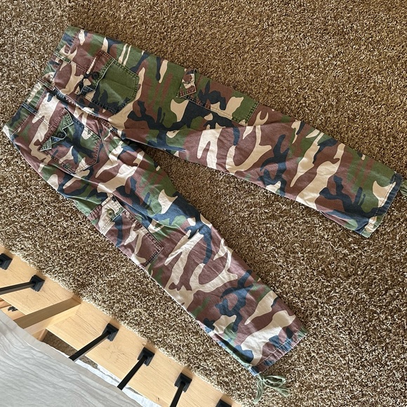 Urban outfitter pants - Picture 2 of 4